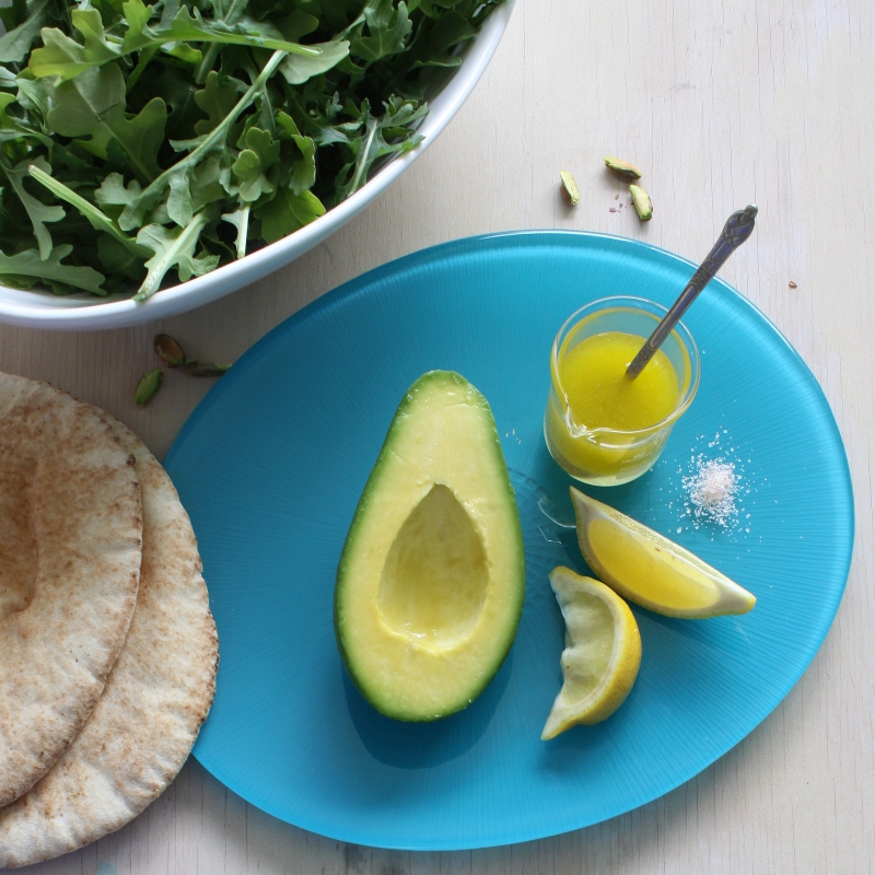 Avocado slammer salad